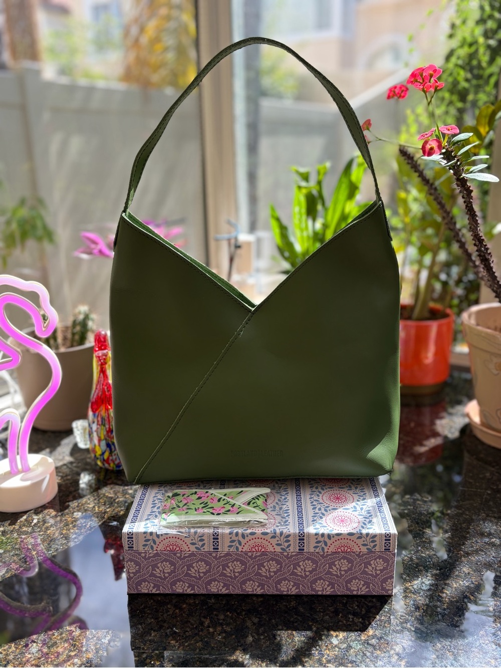 Portland Leather Cactus Large Naomi 🦄 - Picture 4 of 11